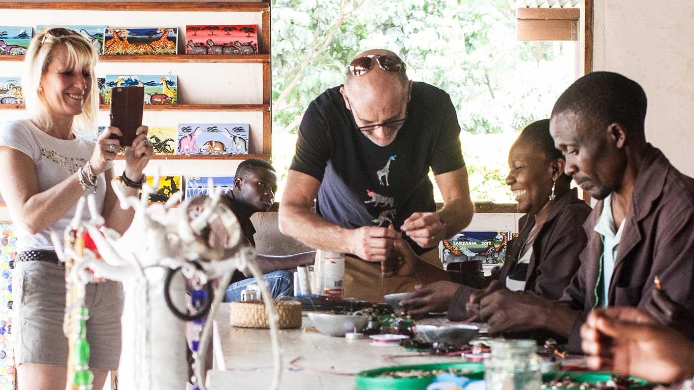 guests in the shanga workshop