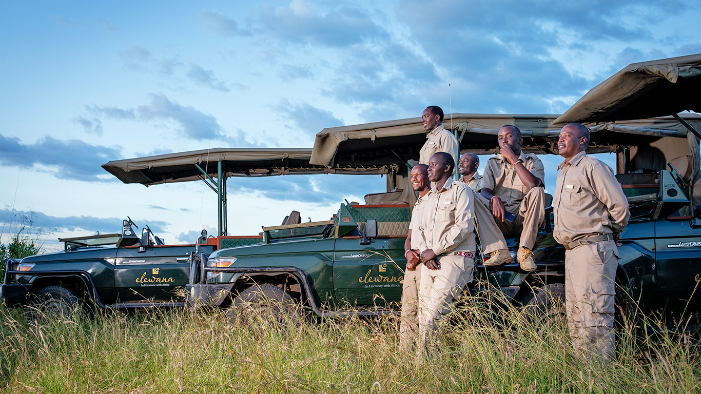 Elewana Sand River Mara vehicles guides