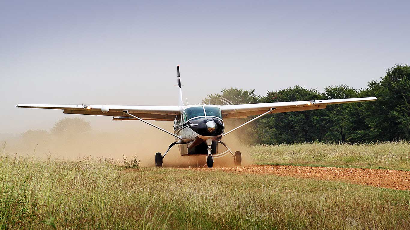 skysafari aircraft Cessna Caravan 208 landing